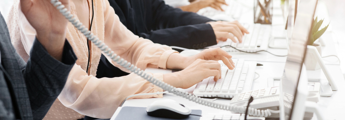 contact center unified communications.jpg